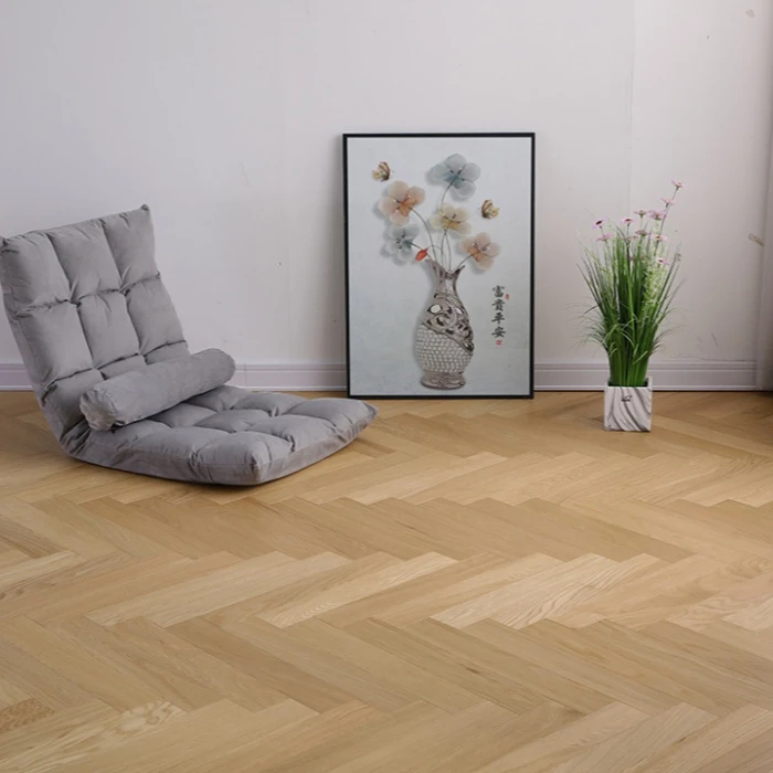 Plancher stratifié à chevrons